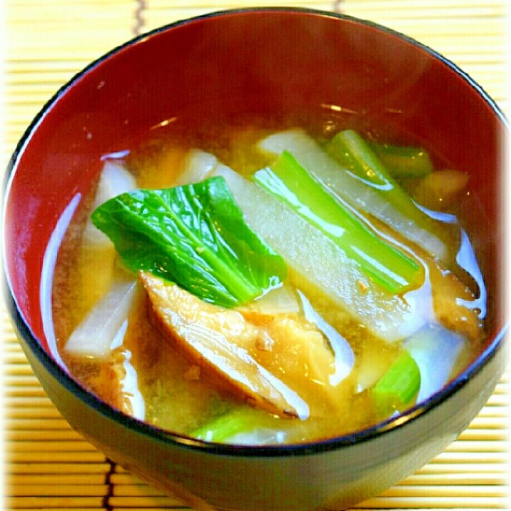 大根と小松菜と椎茸のお味噌汁 レシピ 作り方 By Nori Noko 楽天レシピ 大根と小松菜と椎茸のお味噌汁 レシピ 作り方 By Nori Noko 楽天レシピ